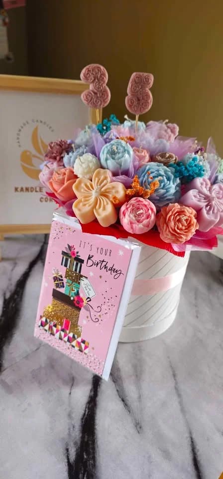 Birthday candle bouquet with a birthday card