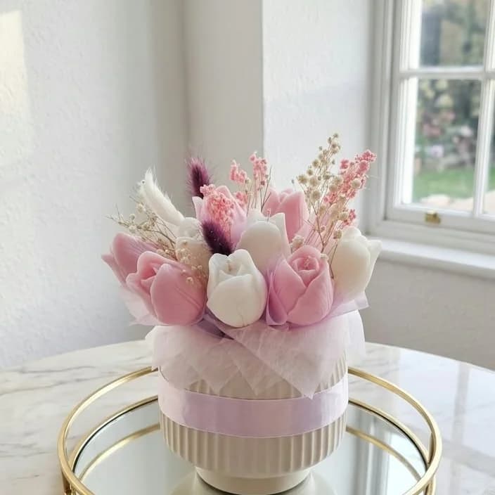 Tulip Bouquet - Image 2